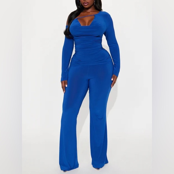 Pants - Blue off shoulder two piece set